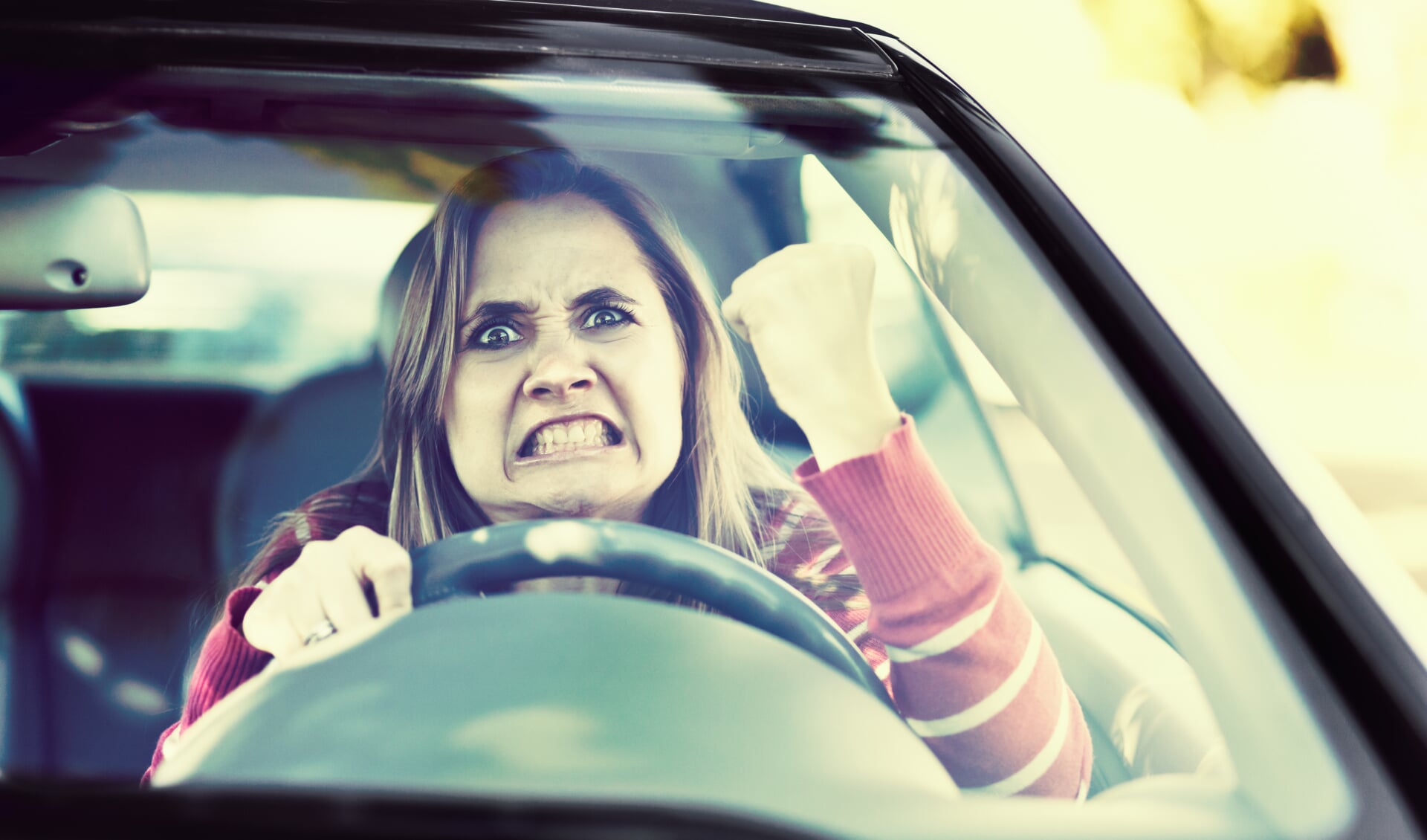 Irritatie in het verkeer komt regelmatig voor.