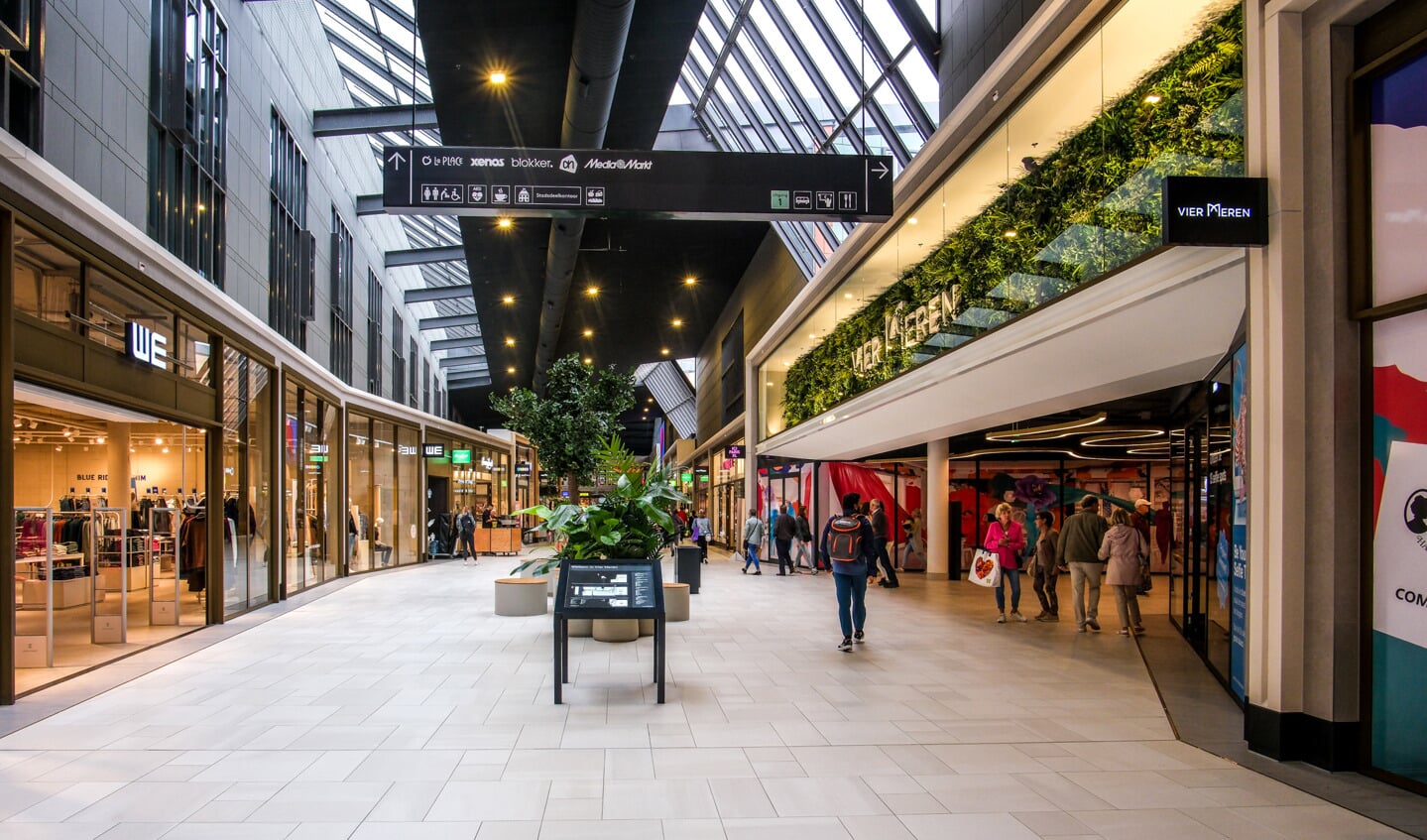 Grand Opening winkelcentrum 4 Meren