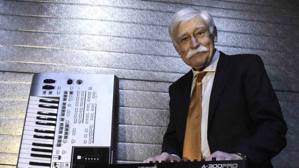 Henk Koning, keyboardfanaat van het eerste uur.