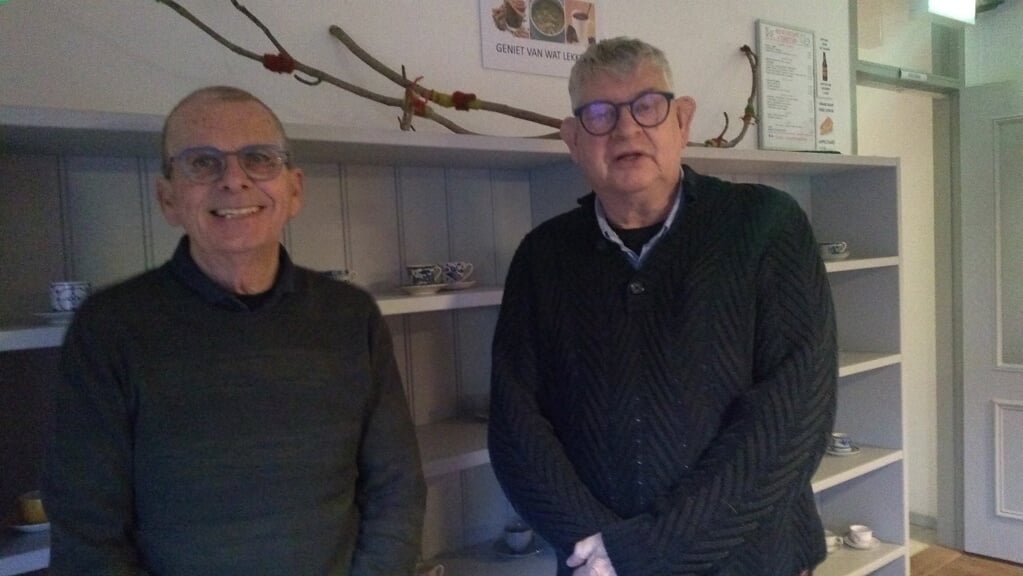 Peter van Wijngaarden (links) en Dick de Jong zijn initiatiefnemers van de stichting Cultuur