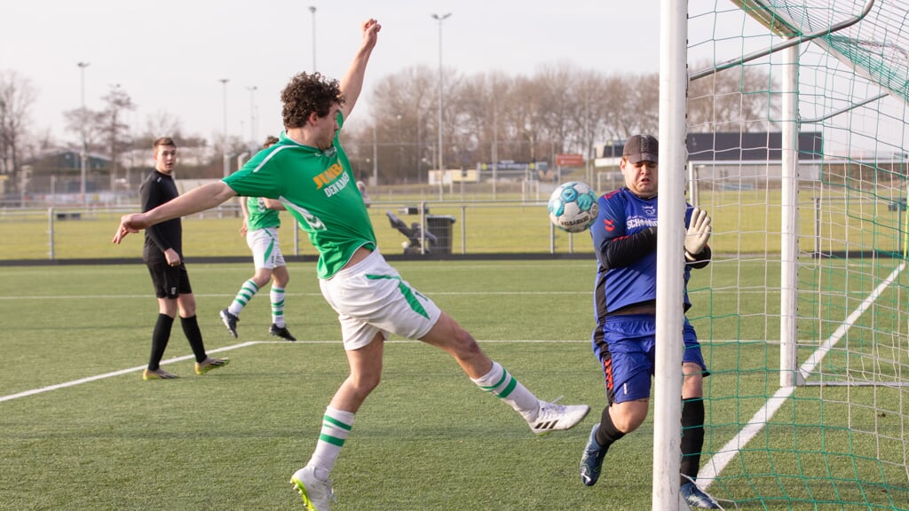 SV Baarn won thuis met 2-1 van De Posthoorn uit Amersfoort.