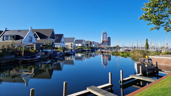 Zon in Waterfront.
