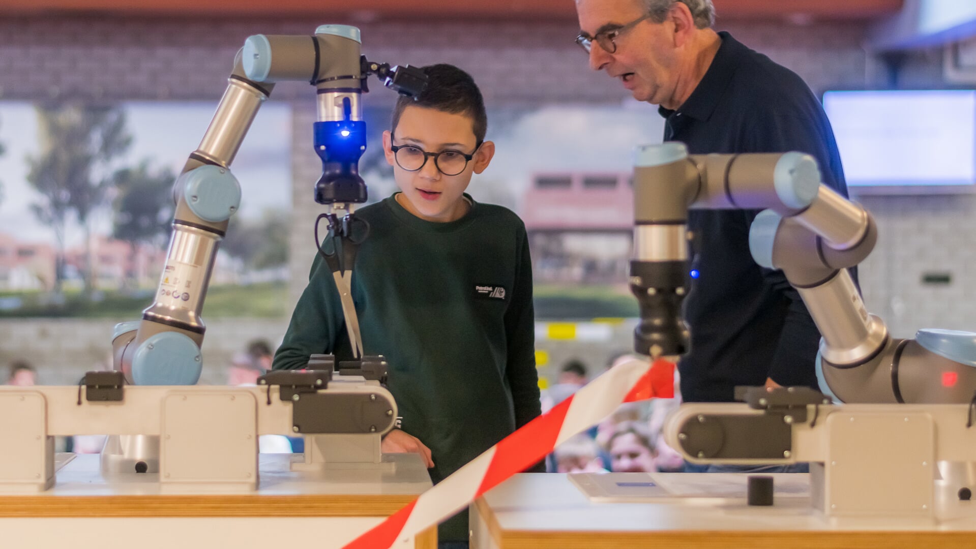 Feestelijke Opening Bibliotheek Op Gilde Vakcollege Techniek