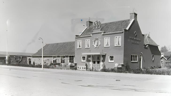 Het gebouw van de Merwedestichting in 1952