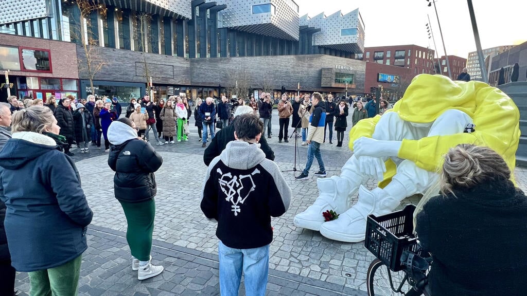 Kunstwerk Stille Strijd Wil Taboe Depressieve En Eenzame Jongeren