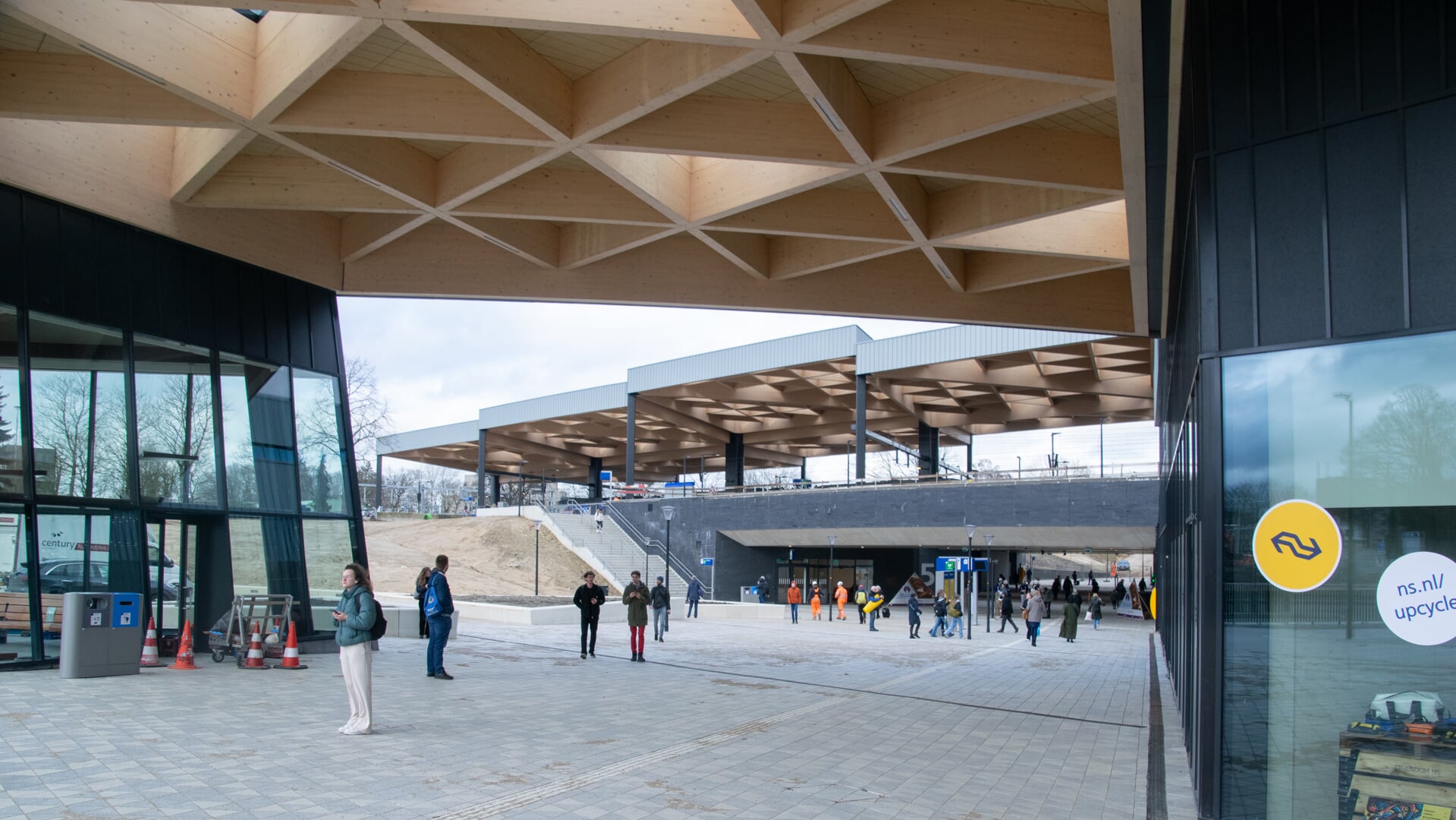 Na Jaren Werken Is Nieuw Station Ede Wageningen Open Maar We Zijn Er