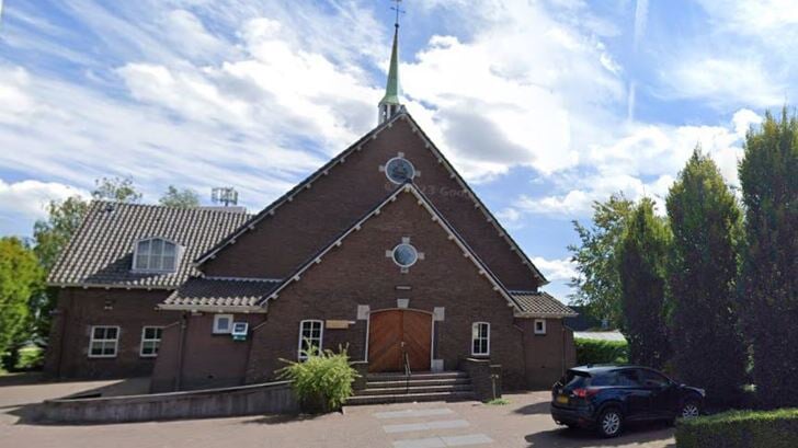 Nieuwe kerk aan de Nieuweweg in Hardinxveld-Giessendam