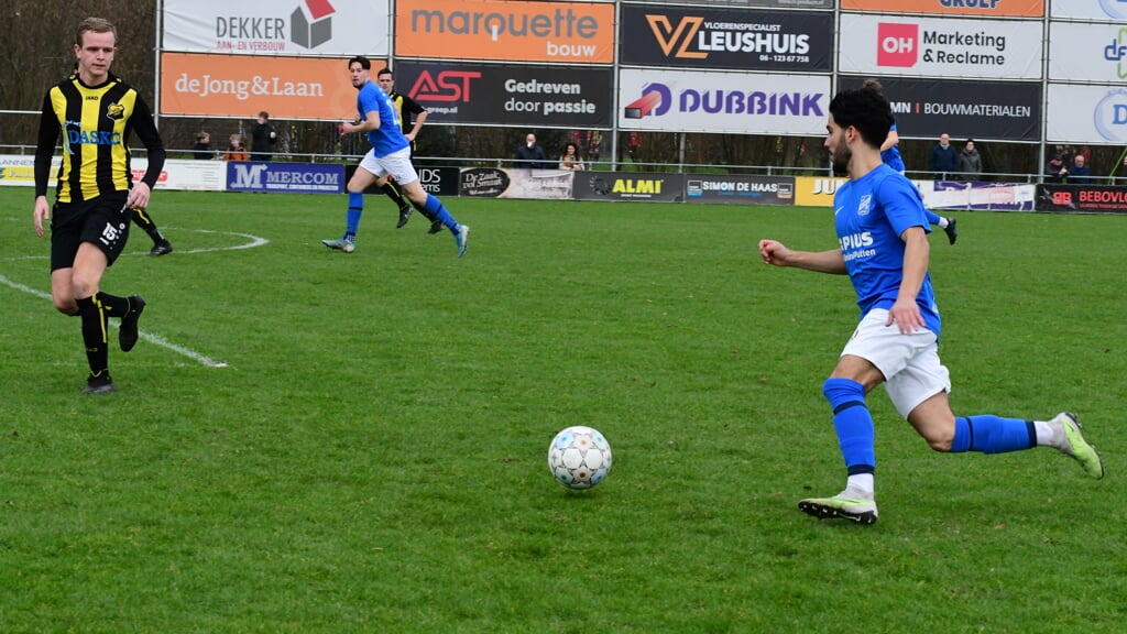 Gabriel Martins Matias, normaal speler van O23, startte tegen DOS'37 in de basis bij SDC Putten.