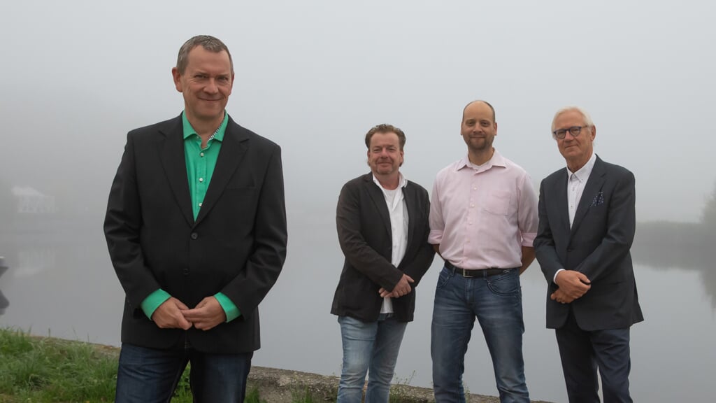 Een foto uit 2017. De oprichters van VoorBaarn waarvan momenteel niemand meer in de partij zit. Tino Schouten en Edwin Kouwenberg, Bram van Ommen en Cock de Zwart (vlnr).