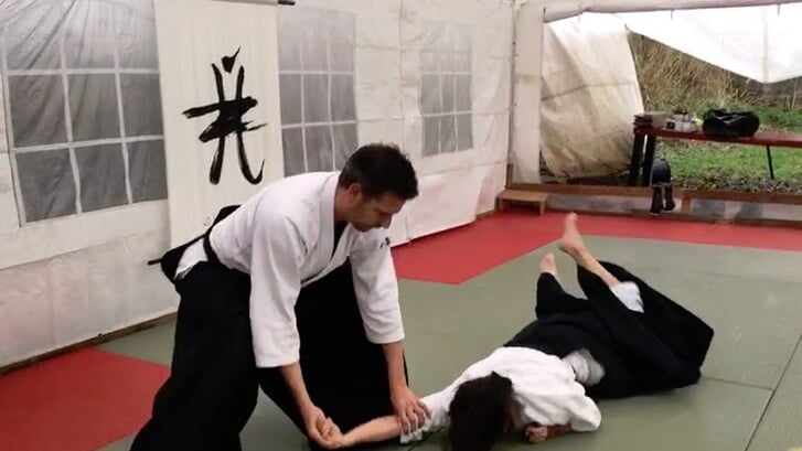 Anderen sterker maken in plaats van uitschakelen, dat is aikido.