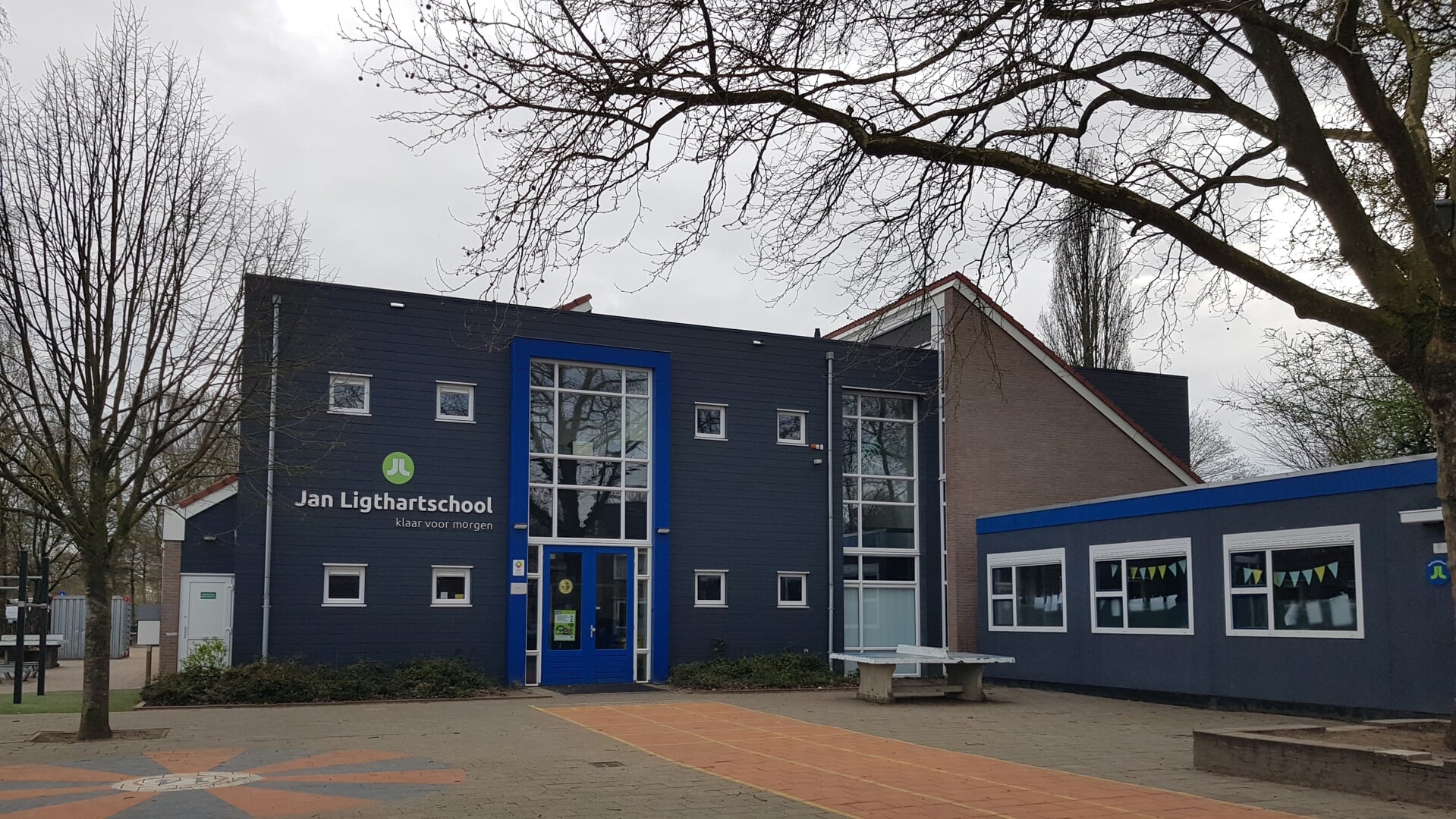 Voor de zomer wordt bekend of de Jan Ligthartschool kan gaan uitbreiden. 
