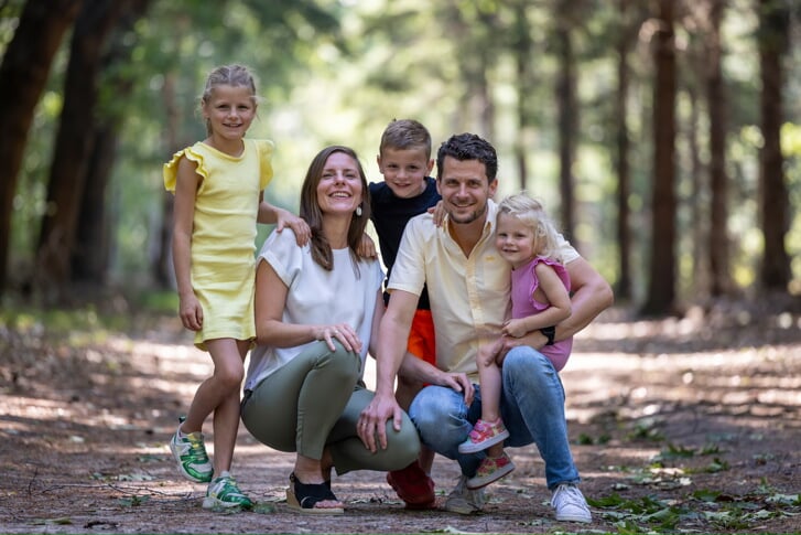 Gerbrand en Gerlinda Reijnoudt met hun kinderen Isa, Sep en Eva.