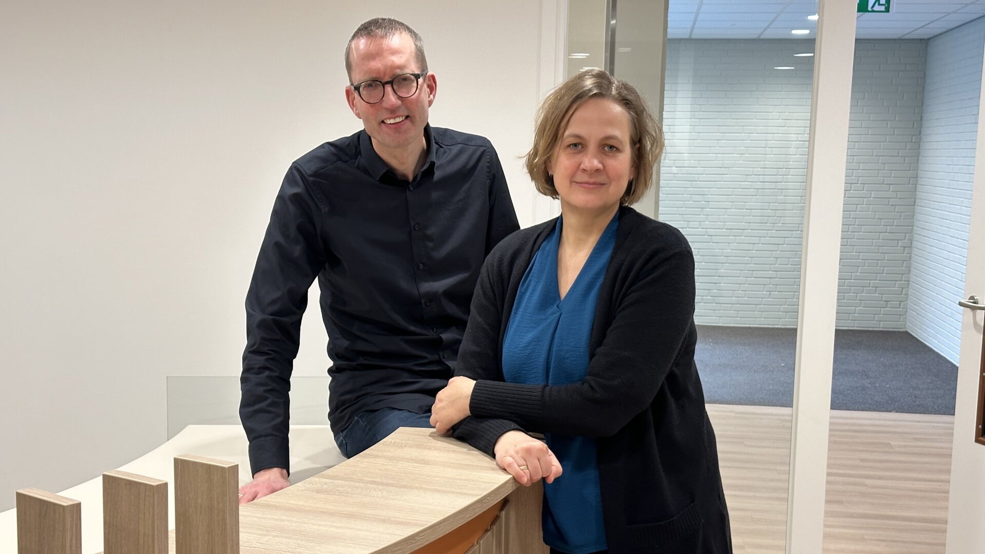 Huub van Roekel en Petra Bloemendal merken dat ook in Woudenberg de medische zorg onder druk staat.