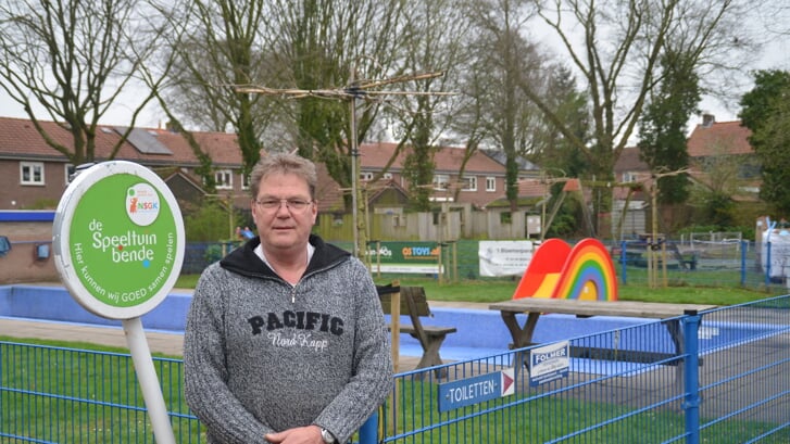 Gert Engelen: "De speeltuin is ingericht voor kinderen met en zonder handicap". 