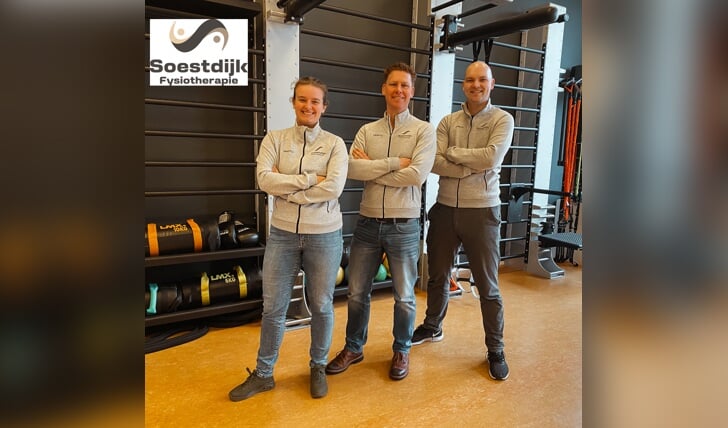 Een nieuw logo met de nieuwe medewerkers Puk Klein (links) en Jurjen Westenberg. In het midden Michiel Rood.