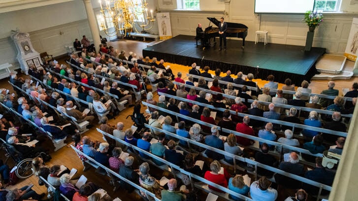 Henk Neven en Hans Eijsackers vertolken Die Schone Mullerin.