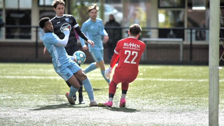 Benjamin Maria maakte op fraaie wijze 2-0 voor Duno.