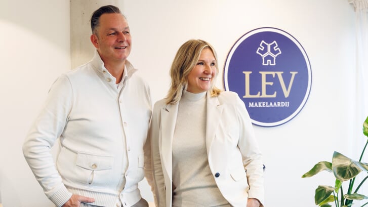 Rob Keijman en Vera Brouwer durfden het samen aan om met LEV Makelaardij een nieuwe stap in hun leven te zetten.