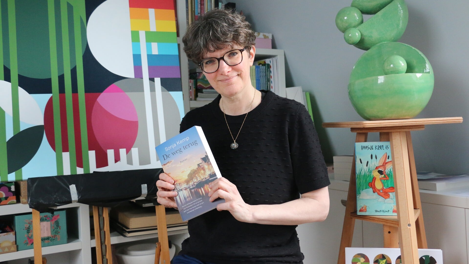 Kunstenares en illustratrice Sonja Kemp schrijft debuutroman ‘De weg terug’.