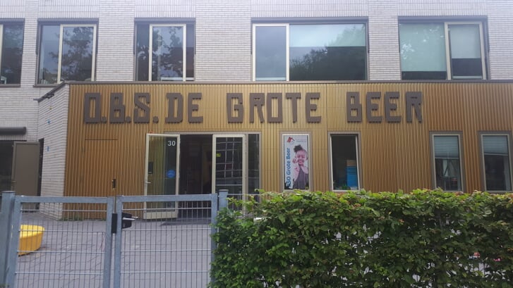 O.B.S De Grote Beer.