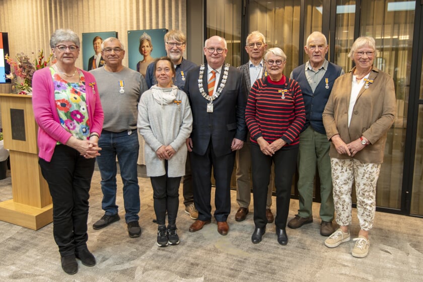 De gemeente Leusden telt voortaan zeven nieuwe 'leden in de Orde van Oranje-Nassau' en één 'ridder in de Orde van Oranje-Nassau'. 