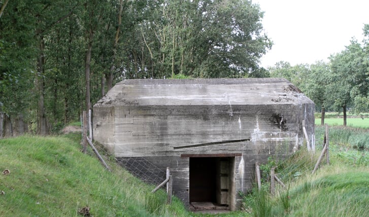Bunker R703