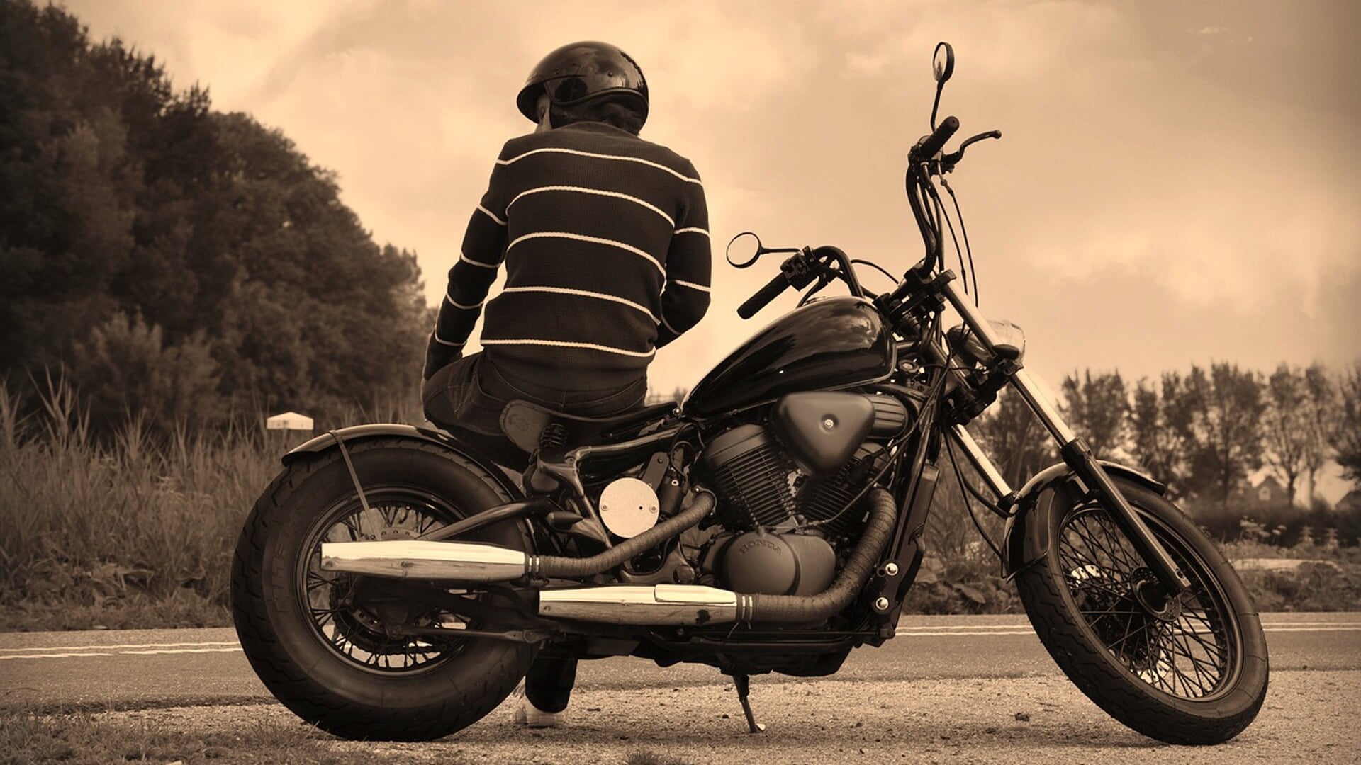  Biltse Motorrijders Vereniging organiseert rit door dorpen en steden.