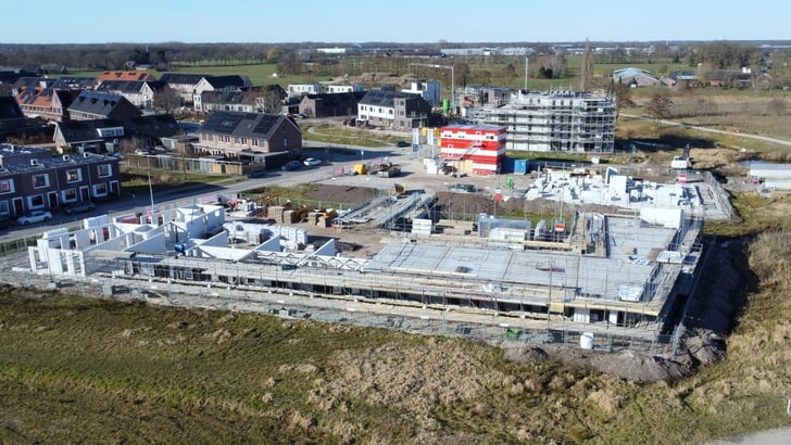 Nieuwbouw van appartementencomplex in nieuwbouwwijk Bloemendal in Barneveld.
