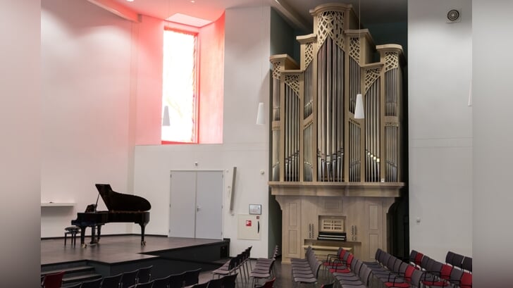 vleugel en orgel De Fontein