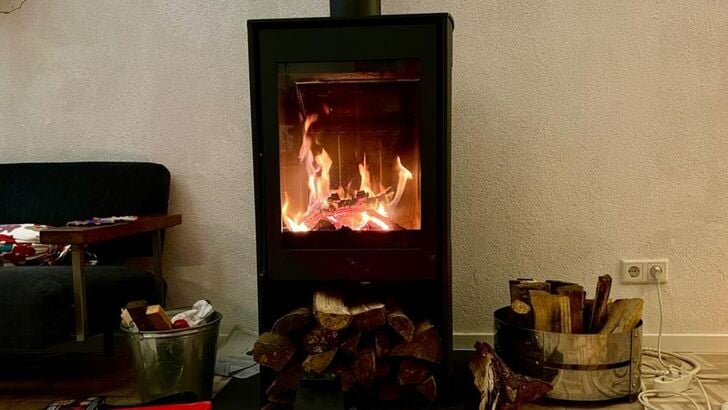 Bij code oranje of rood op de stookwijzer mogen inwoners van Amersfoort de houtkachel niet meer aansteken. 