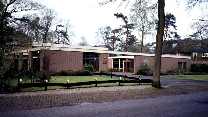 De Nederlands Hervormde Morgensterkerk in 1991.