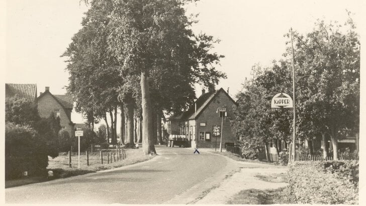 Aangezien het dorp Terschuur eerst in 1930 als afzonderlijke woonkern werd aangewezen werd van meet af aan ook daar door het brandweerkorps Zwartebroek de brandbestrijding uitgevoerd.