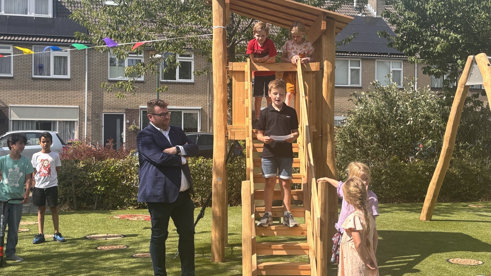 Beeld bij artikel: Nieuwe speeltuin heropend aan Van Speijklaan: ‘Focussen op veel beweging’