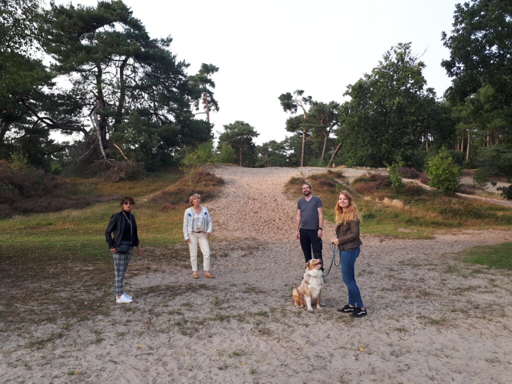 Wandelaars en hondenbezitters op de Koeheuvels zijn blij met de intentie van Utrechts Landschap. 