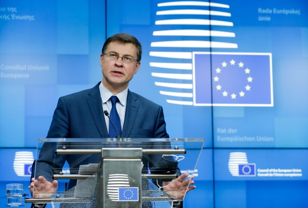 De Europese Commissie wil een eventuele golf aan wanbetalingen in de bankensector te lijf gaan