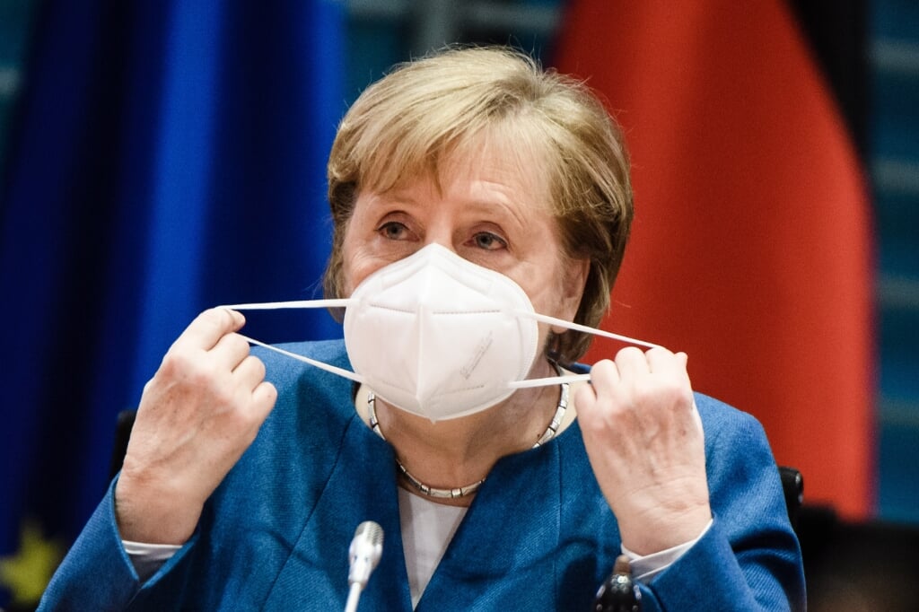 Bondskanselier Angela Merkel van Duitsland verlengt de Duitse lockdown.