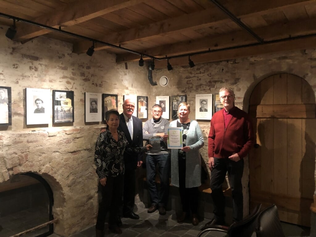 v.l.n.r. Yauke van Gool, Jor van der Jagt, Arie de Ruiter, Sjanie Hilgeman en Gert de Bruin.