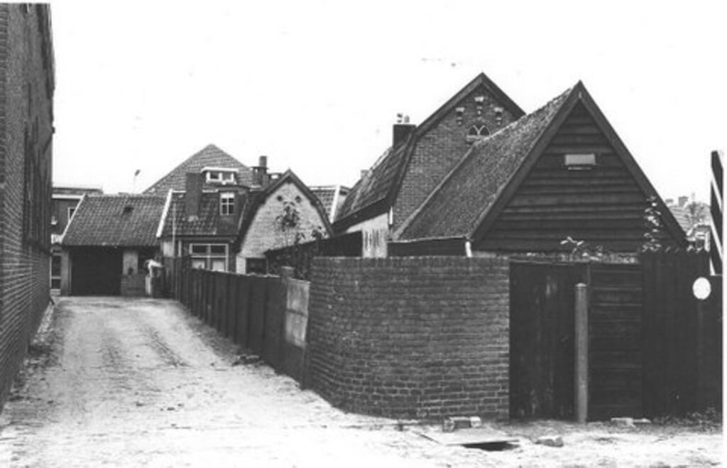 Zo zag de verbinding tussen het Eerste Achterdorp en de Langstraat er vroeger uit.