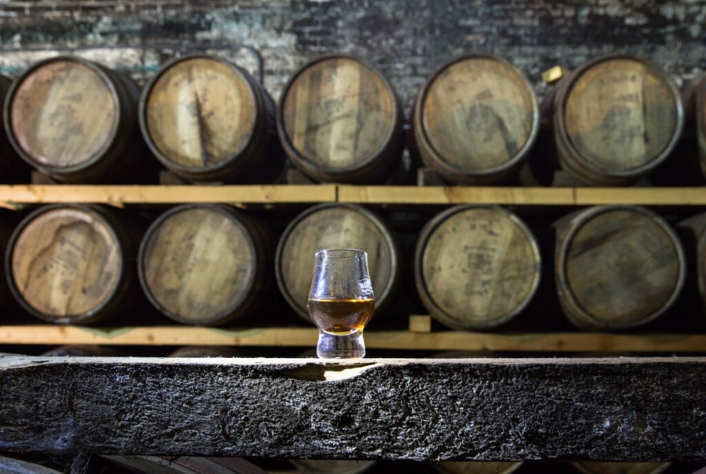 2019-02-22 19:24:26 epa07418944 (44/66) A glass of whisky in a distillery near Glasgow, Scotland, Britain, 22 February 2019. The UK's northernmost country exports about 90 percent of its whisky to over 180 international markets, according to the Scotch Whisky Association. The SWA considers that a no-deal Brexit 'would damage our industry' and 'must be avoided,' as such a scenario would add 'cost and complexity into the production and export of Scotch Whisky.' Britain is scheduled to leave the European Union on 29 March 2019, two years after Prime Minister Theresa May invoked Article 50, the mechanism to notify the EU of her country's intention to abandon the member's club after the tightly-contested 2016 referendum. The results of that referendum exposed a divided nation. Leave won, claiming 52 percent of the overall vote. Voters in England and Wales came out in favor of leave, while Scotland and Northern Ireland plumped for remain. It was still unclear on what terms the UK would leave
