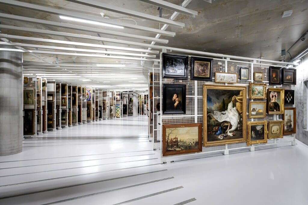 Het veelbesproken depot van museum Boijmans Van Beuningen in Rotterdam is het eerste voor publiek toegankelijke museumdepot ter wereld.
