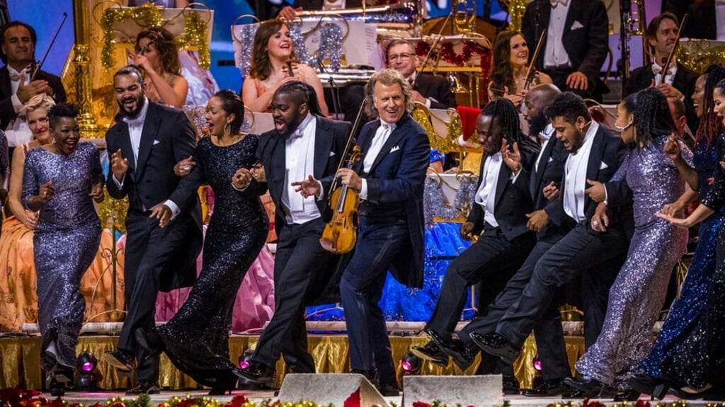 20.33 uur André Rieu - Kerstgala in Maastricht, NPO1