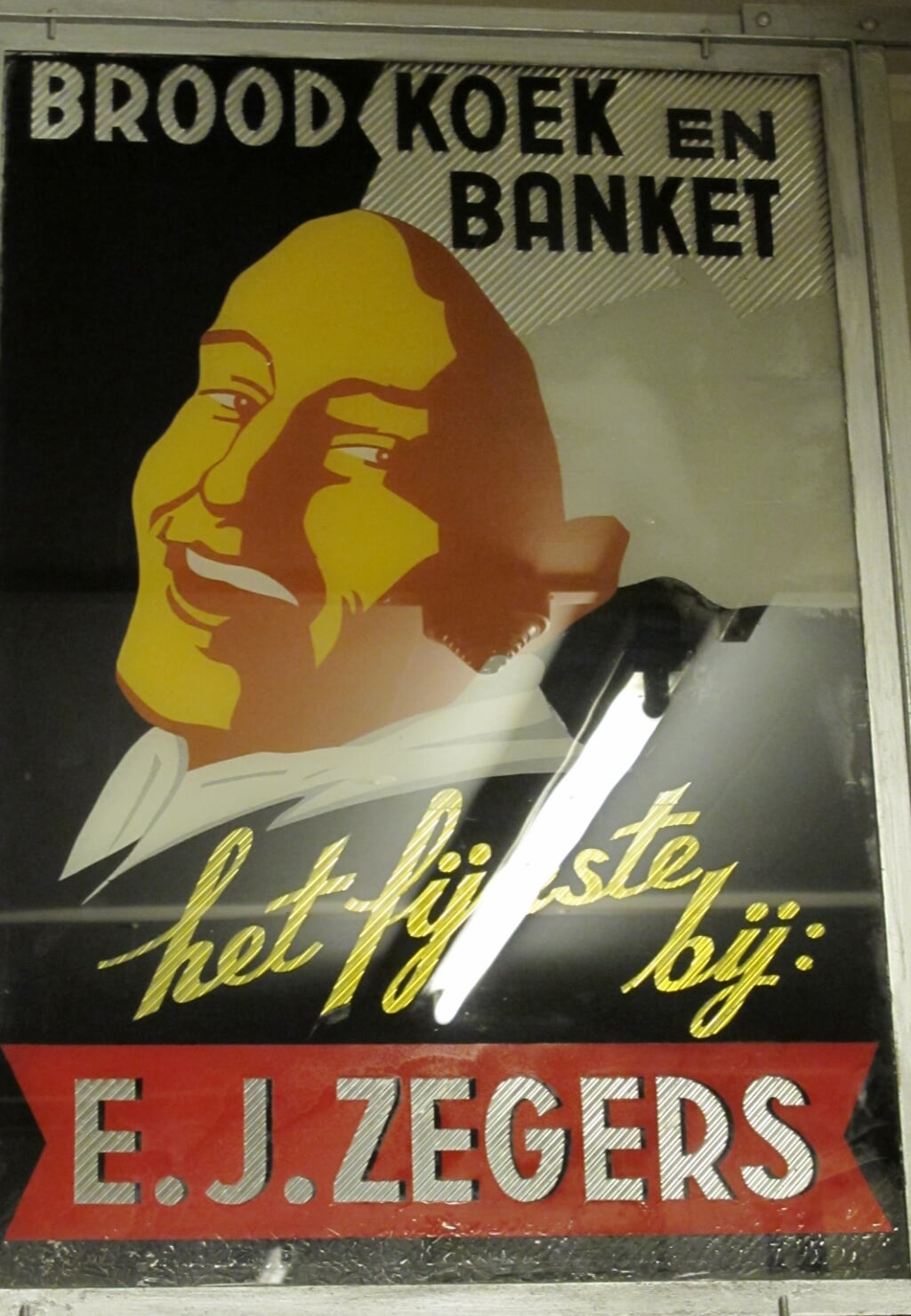 Dit ‘uithangbord’ van bakkerij E.J. Zegers kunt u tegenwoordig bij het Oude Ambachtenmuseum in Terschuur bewonderen.