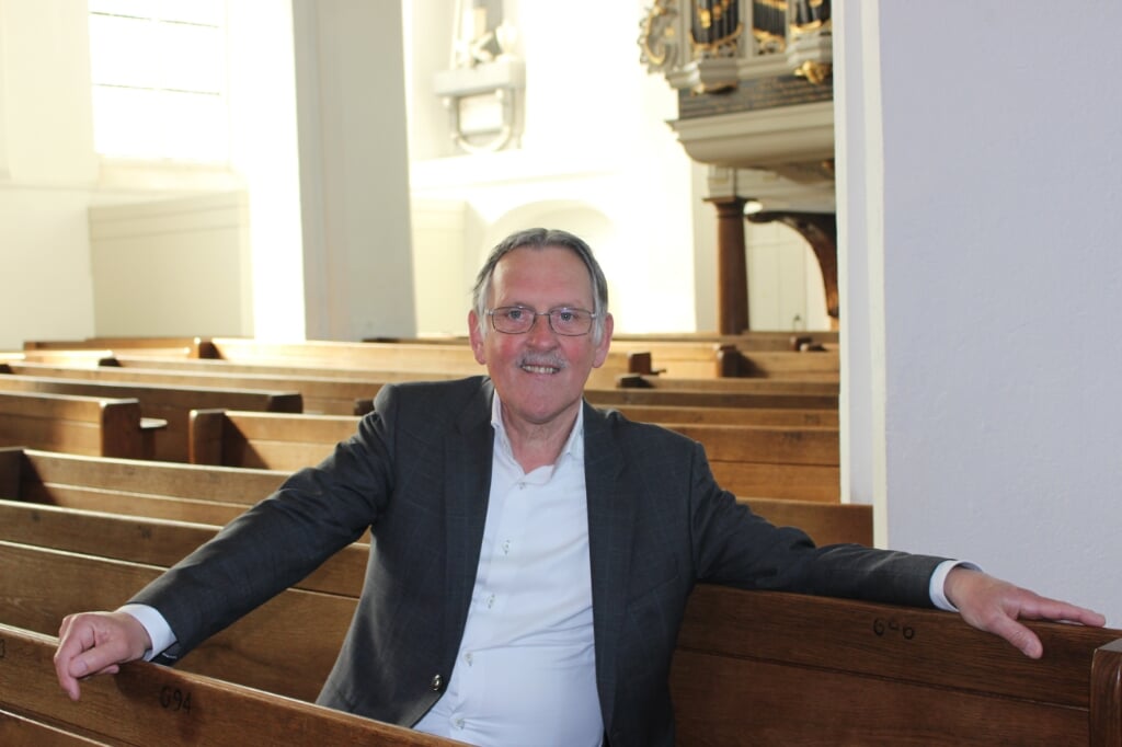 Aart Peters in de Oude Kerk in Barneveld.