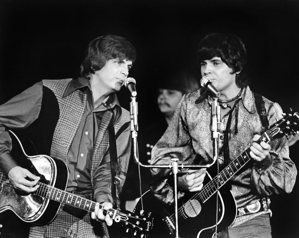 De Everly Brothers - Phil en Don (rechts op foto) -  in 1970. Beide broers zijn overleden.  