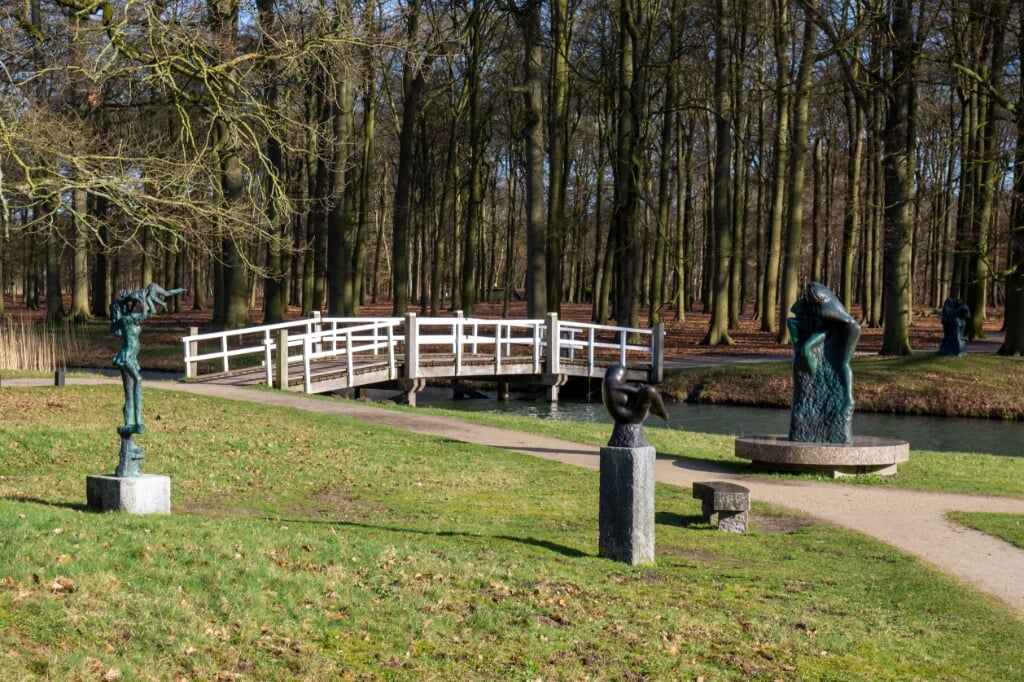 Op landgoed Beerschoten is ook de beeldentuin te bezoeken.