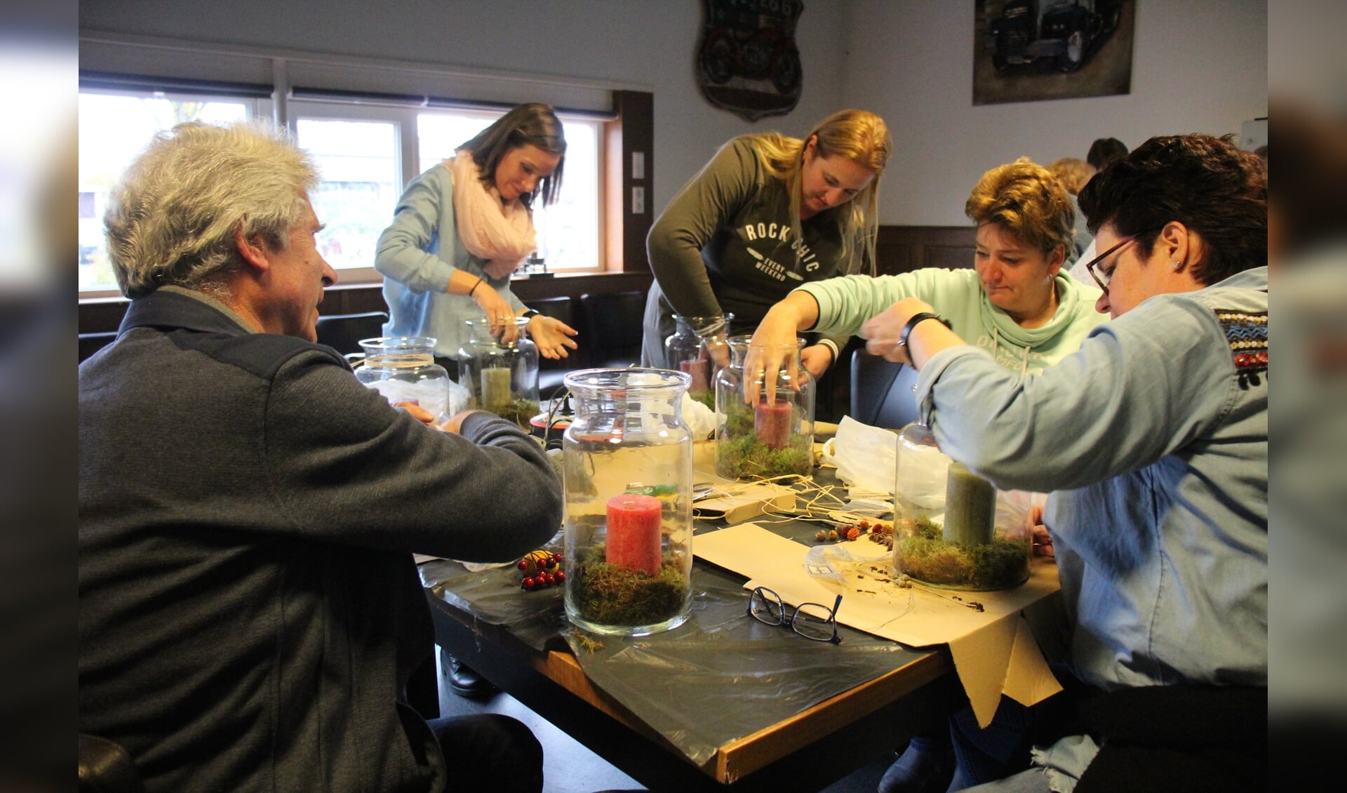 Deelnemers kregen een lunch aangeboden en konden meedoen aan workshops. (foto en tekst: Erik van Leeuwen)