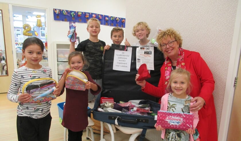 Leerlingen van de Theo Thijssenschool waren fanatiek met inzamelen. (foto:pr)