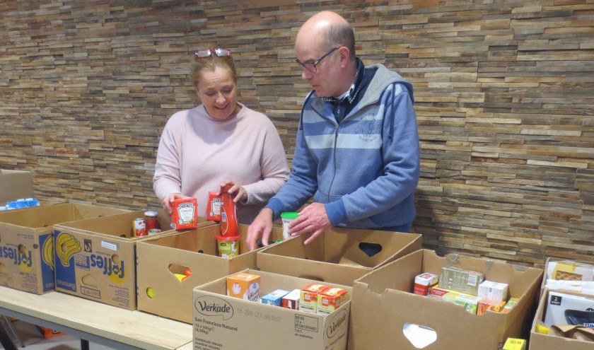 Naast rijst en macaroni zijn producten als houdbare melk, pindakaas, appelstroop, fruit in blik, knäckebröd of tomaten in blik welkom.