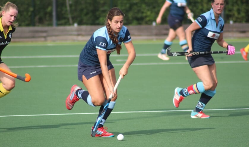 De dames van HC Waddinxveen kwamen tekort tegen Vianen (2-4).