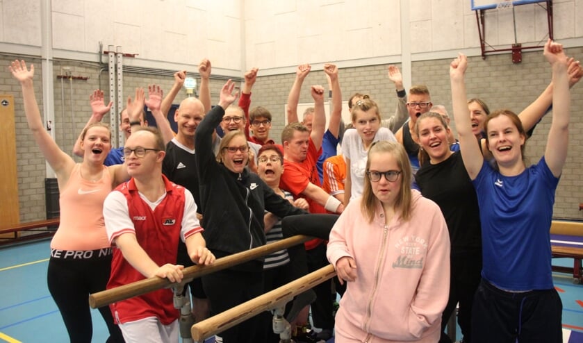 Het G-team en trainers van TuMo.